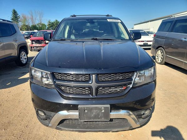2018 DODGE JOURNEY Crossroad (M,U,C)