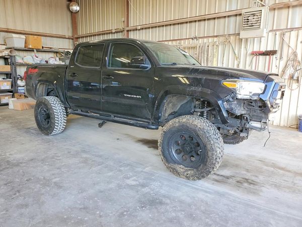 2019 TOYOTA TACOMA SR5 — Passenger 3/4