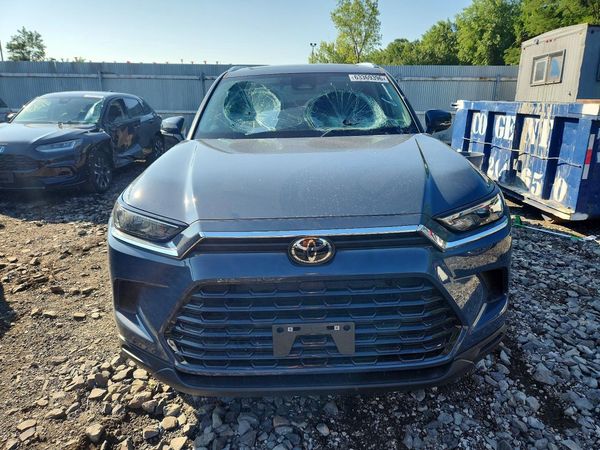 2026 TOYOTA GRAND HIGHLANDER