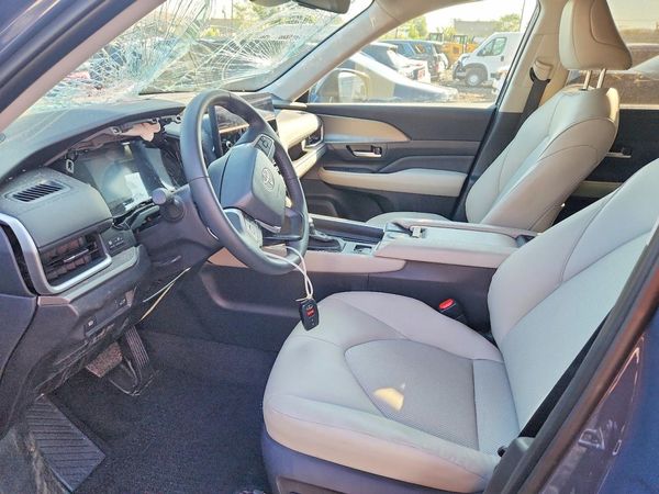 2026 TOYOTA GRAND HIGHLANDER