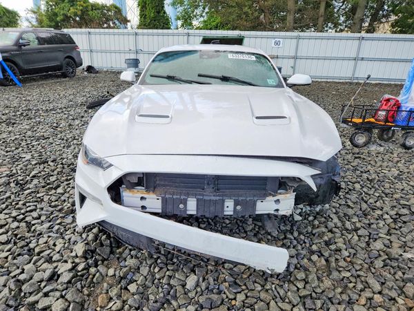 2021 FORD MUSTANG I4 Coupe