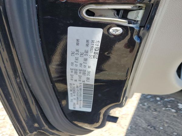 2017 DODGE GRAND CARAVAN SXT