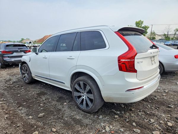 2025 VOLVO XC90