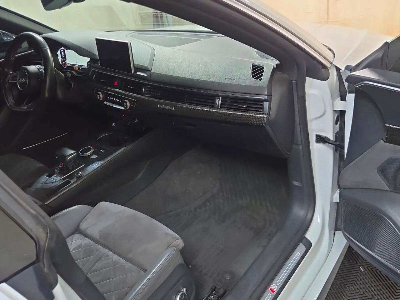 2018 AUDI S5