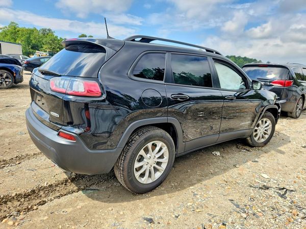 2022 JEEP CHEROKEE LATITUDE LUX 4X4