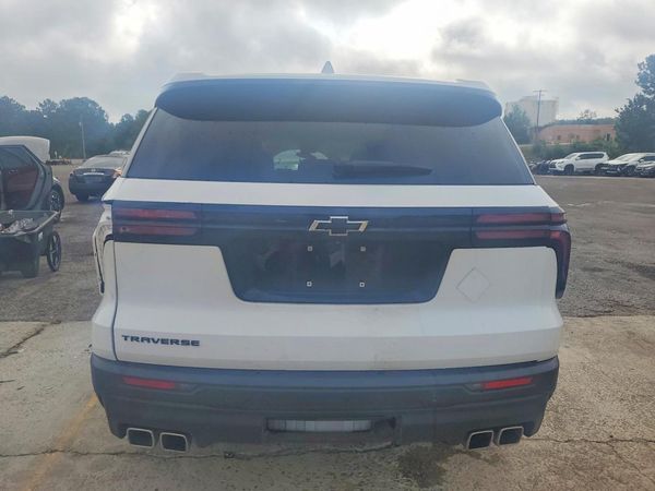 2024 CHEVROLET TRAVERSE LS