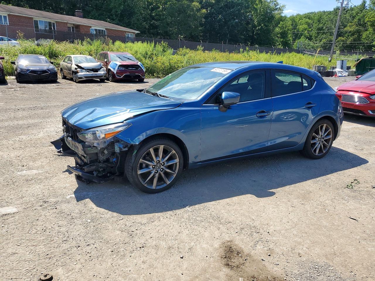 2018 MAZDA 3 Touring