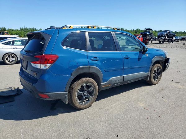 2025 SUBARU FORESTER
