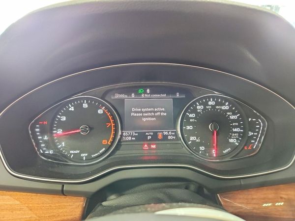2023 AUDI Q5 quattro Premium