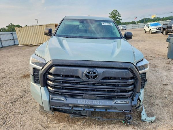 2024 TOYOTA TUNDRA