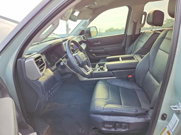 2024 TOYOTA TUNDRA