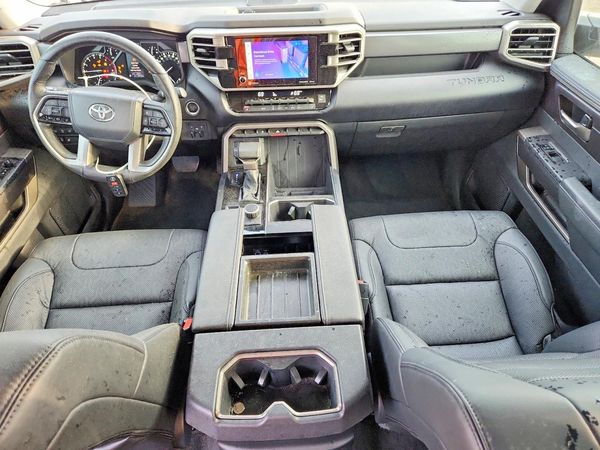 2024 TOYOTA TUNDRA