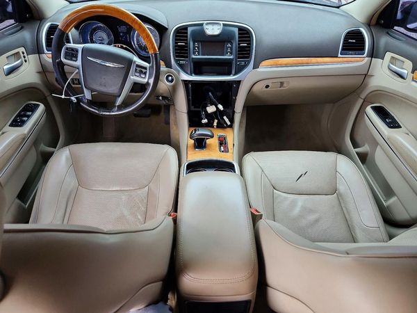 2012 CHRYSLER 300 300C/Limited