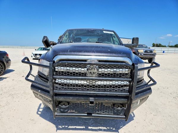 2015 RAM 2500 ST