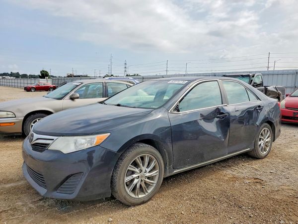 2012 TOYOTA CAMRY