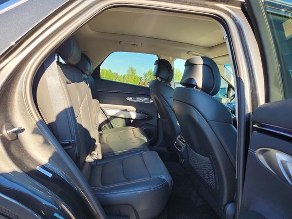 2026 GENESIS GV70 2.5T, 2.5T Select