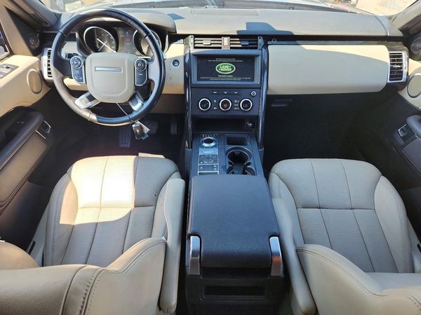 2018 LAND ROVER DISCOVERY SE