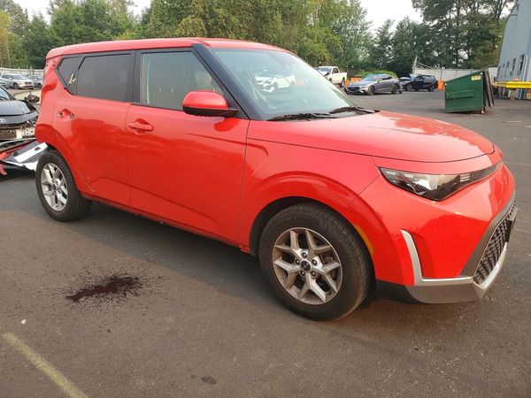 2024 KIA SOUL LX, S
