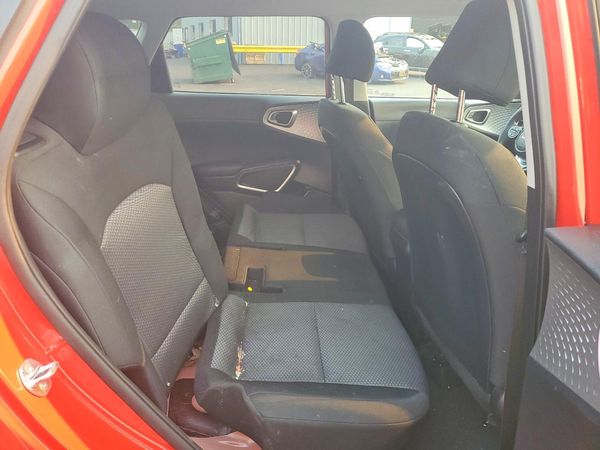 2024 KIA SOUL LX, S