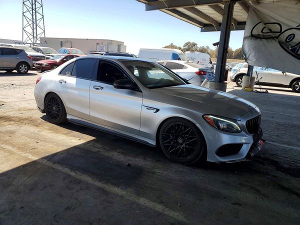 2017 MERCEDES-BENZ C C300 — Passenger 3/4