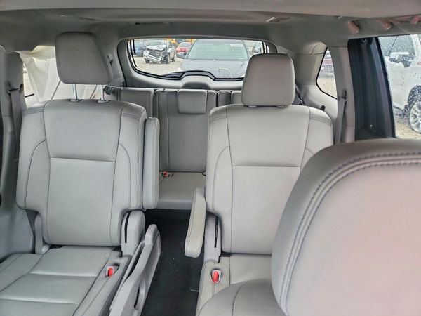 2017 TOYOTA HIGHLANDER SE/XLE