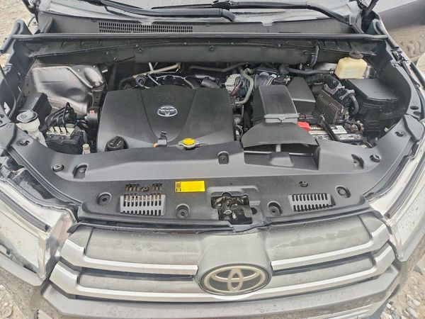 2017 TOYOTA HIGHLANDER SE/XLE