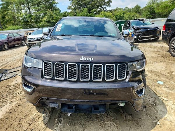 2017 JEEP GRAND CHEROKEE Limited