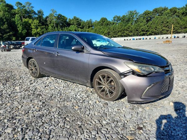 2015 TOYOTA CAMRY