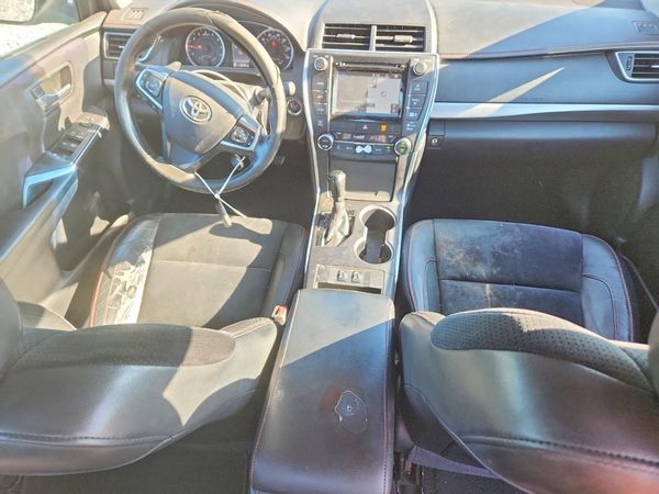 2015 TOYOTA CAMRY