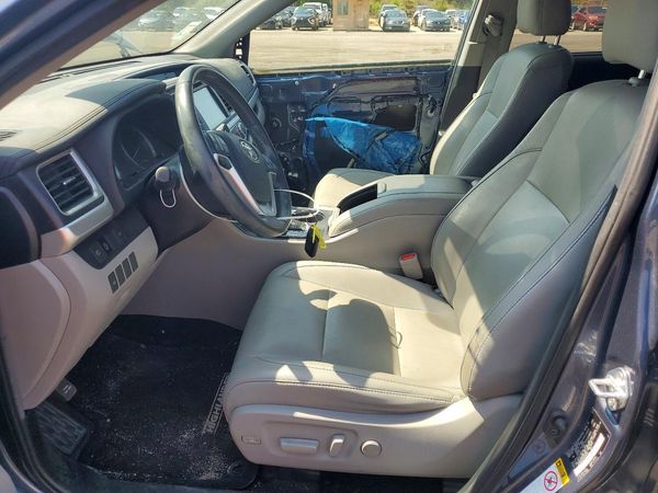 2019 TOYOTA HIGHLANDER