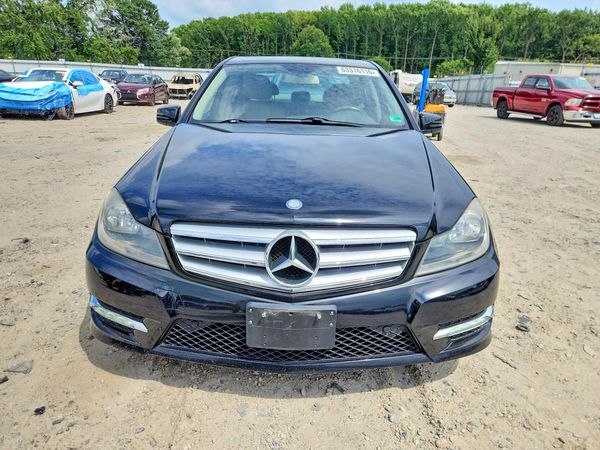 2013 MERCEDES-BENZ C C300