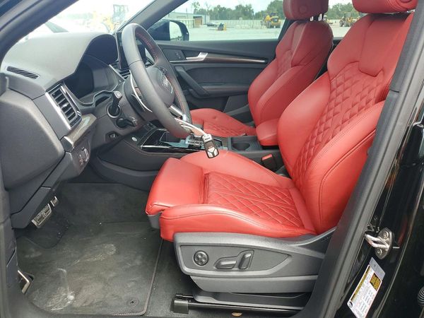 2024 AUDI SQ5