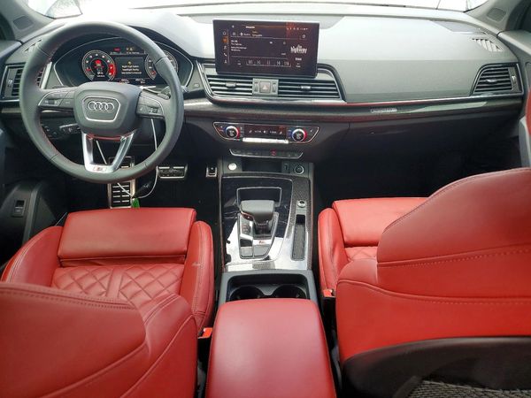 2024 AUDI SQ5