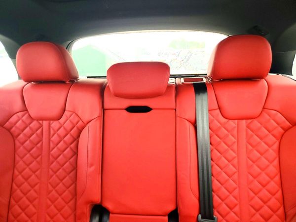2024 AUDI SQ5