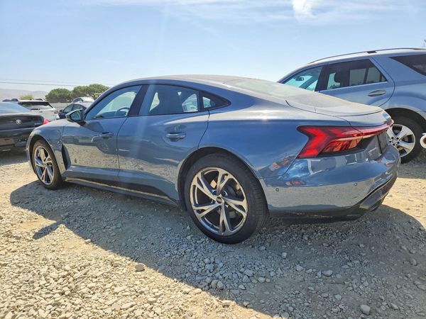 2022 AUDI E-TRON GT