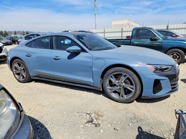 2022 AUDI E-TRON GT