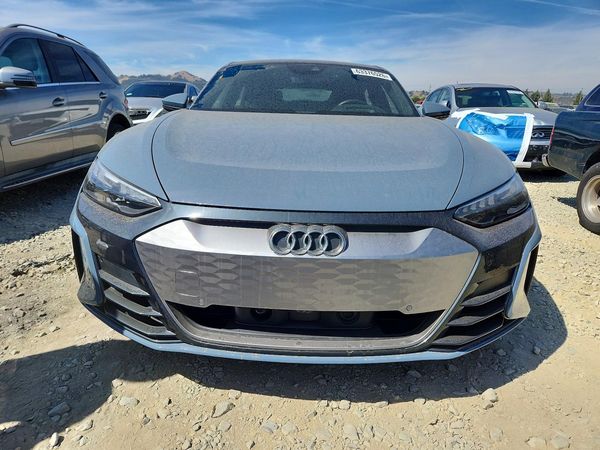 2022 AUDI E-TRON GT