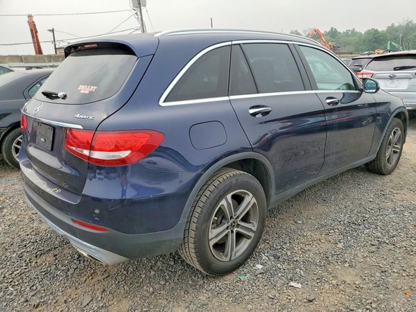 2019 MERCEDES-BENZ GLC