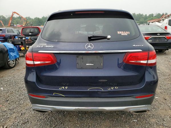 2019 MERCEDES-BENZ GLC