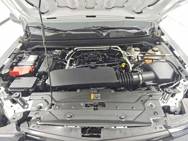 2024 CHEVROLET COLORADO Work Truck — Engine bay