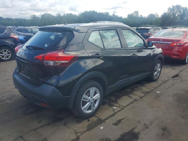 2018 NISSAN KICKS
