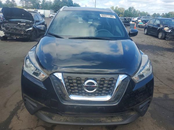 2018 NISSAN KICKS