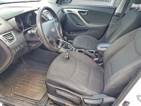 2015 HYUNDAI ELANTRA GLS(Middle)
