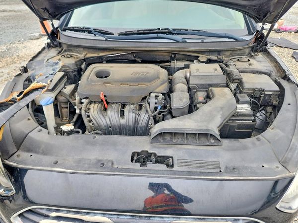 2018 HYUNDAI SONATA SE, Eco