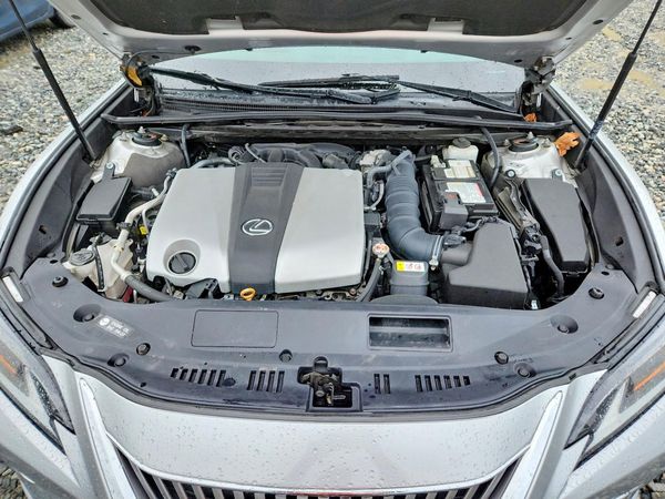 2019 LEXUS ES 350