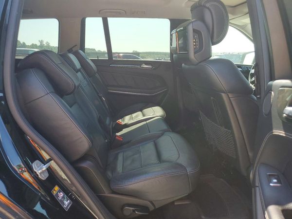 2014 MERCEDES-BENZ GL GL 550 4MATIC