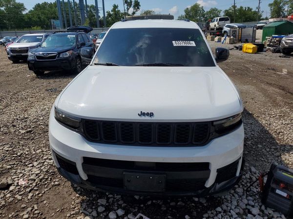 2024 JEEP GRAND CHEROKEE
