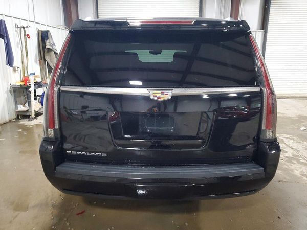 2016 CADILLAC ESCALADE ESV Premium