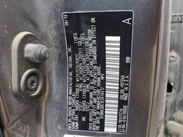 2014 TOYOTA SIENNA