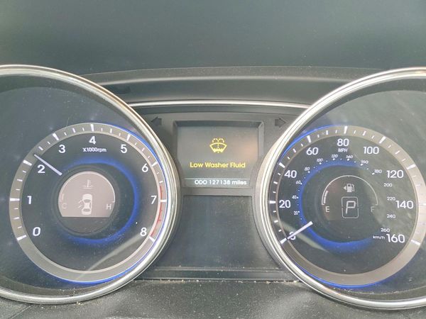 2014 HYUNDAI SONATA
